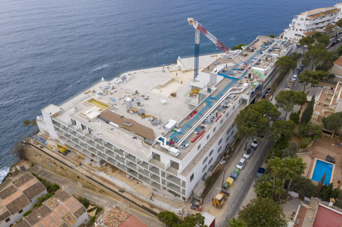 Solarium en obra rehabilitación Hotel Mallorca